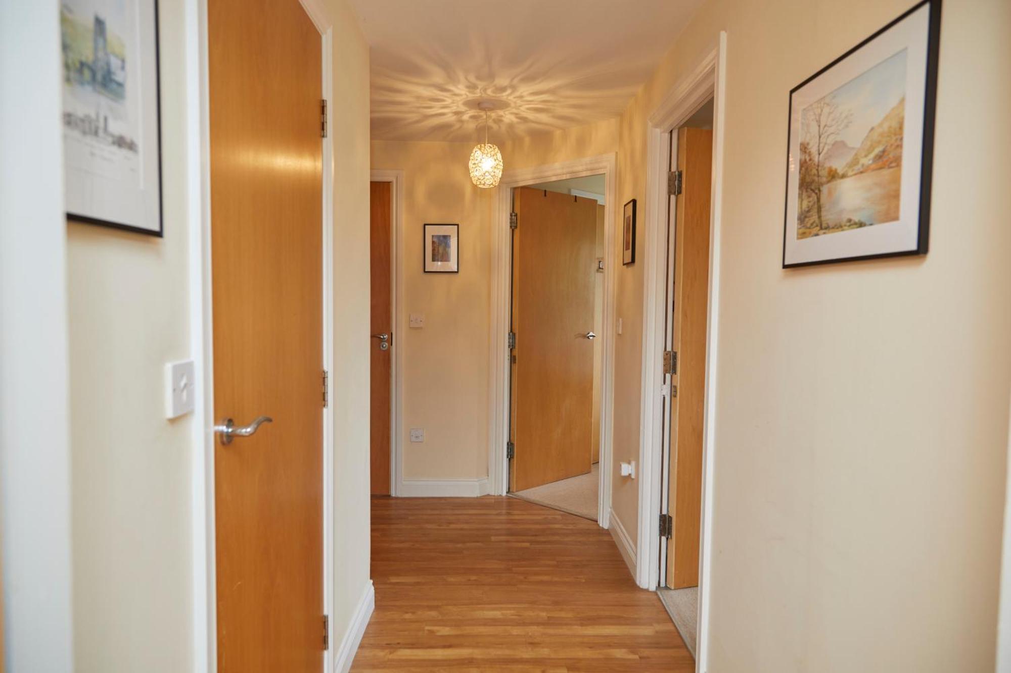 Stylish 2-Bedroom Apartment With Free Parking Halifax Extérieur photo