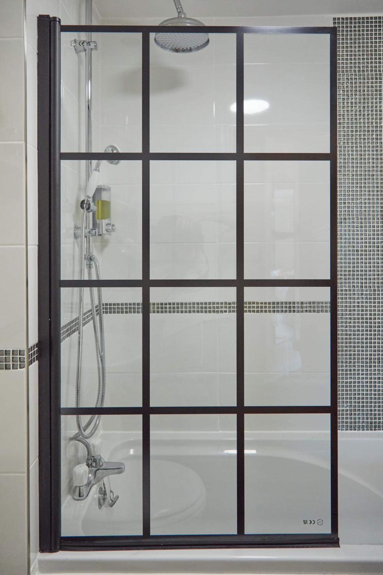 Stylish 2-Bedroom Apartment With Free Parking Halifax Extérieur photo
